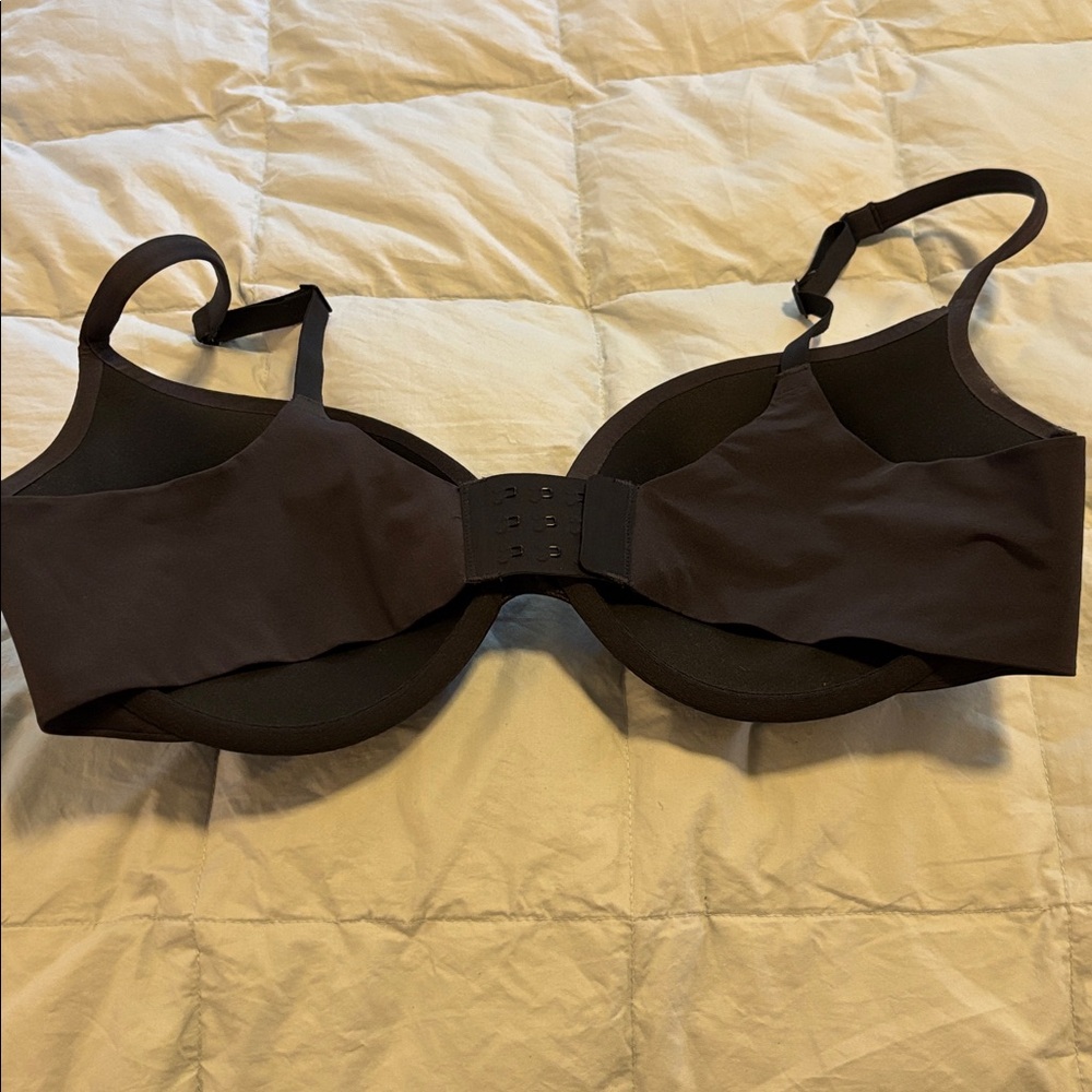 Skims  Black push-up T-Shirt Bra 38C - Picture 2 of 5